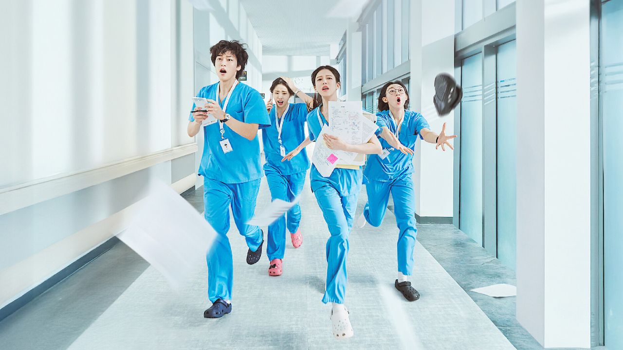 ทำไมซีรีส์ Resident Playbook ที่สะท้อนวิกฤตขาดแคลนหมอในเกาหลี ถึงสะเทือนถึงหมอไทย