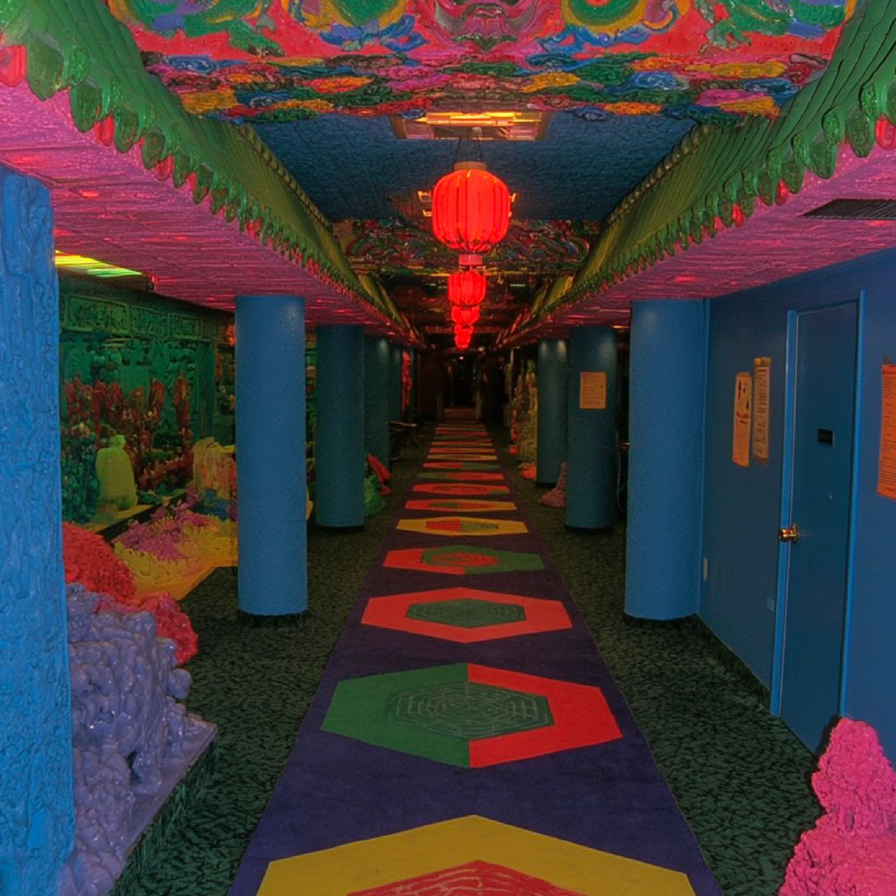 ถ้าต้องหลุดเข้าไปใน Backrooms เวอร์ชันจีน? สำรวจผลงานเอไอชุด ‘Enter the Jade Palace...’ เมื่อภาพจำ Liminal Space แห่งโลกตะวันตก ถูกแทนที่ด้วยสุนทรียภาพความทรงจำแบบเอเชียๆ