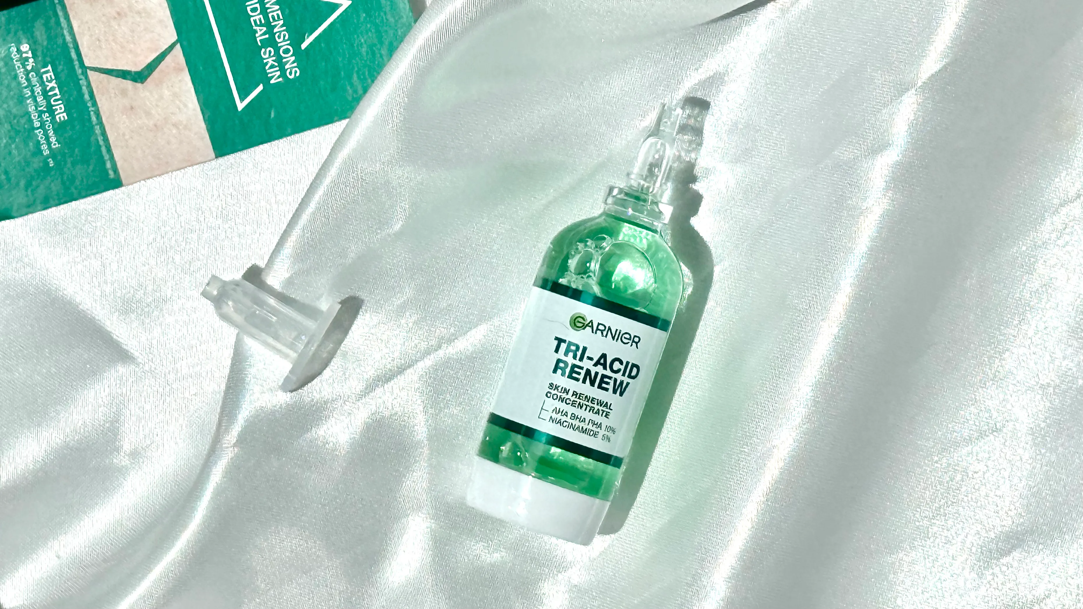 รีวิวเซรั่มตัวใหม่ Garnier Tri-Acid Renew Skin Renewal Concentrate ช่วยผลัดผิว เพื่อผิวสวยสุขภาพดี