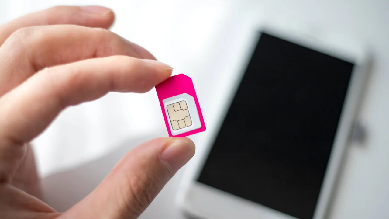 15 ซิมเน็ตรายปี 2569 ค่ายไหนดี AIS TRUE DTAC อินเทอร์เน็ตเร็วแรง โทรฟรี จ่ายครั้งเดียวคุ้มทั้งปี