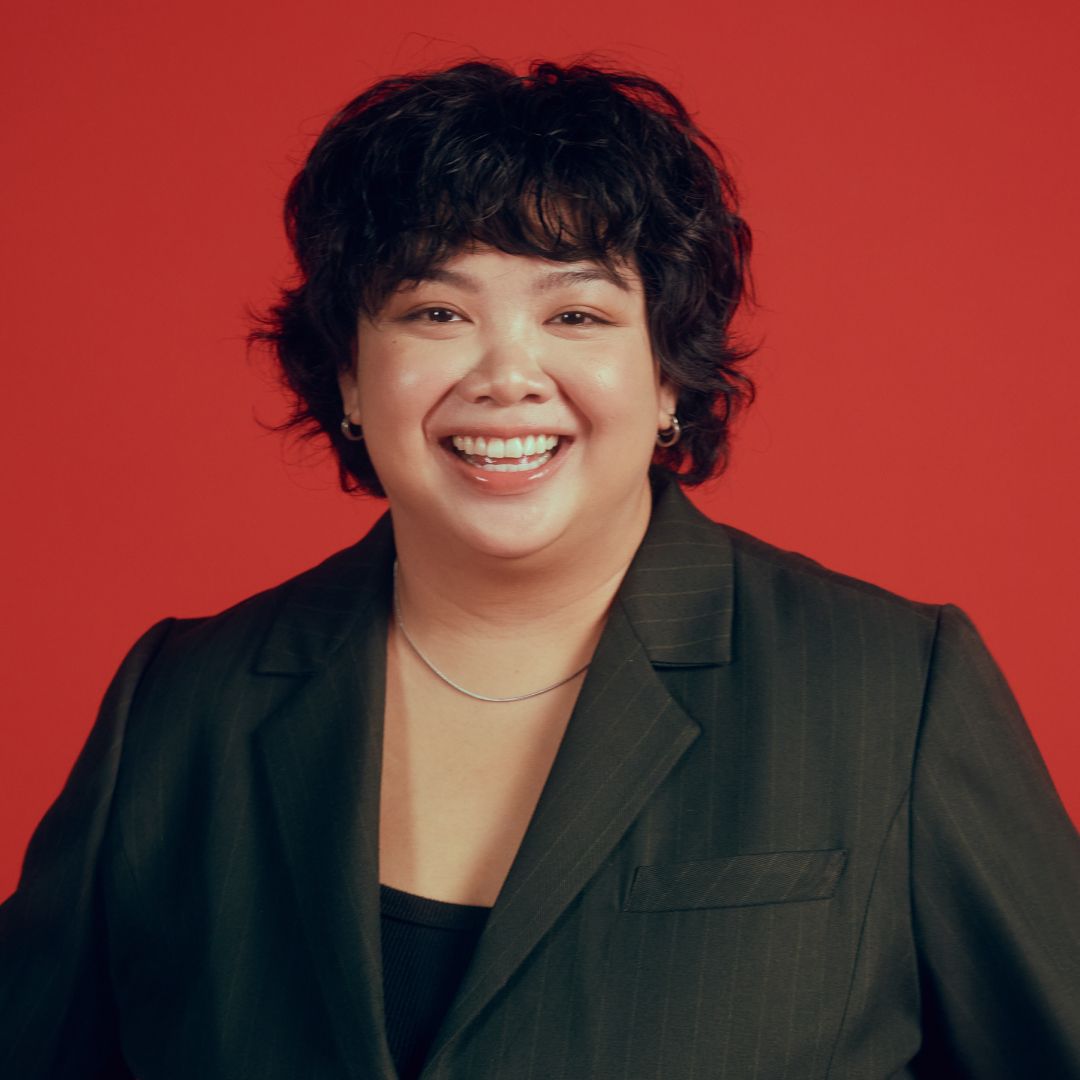 MIRROR50 : แคลร์ - จิรัศยา วงษ์สุทิน คนทำหนังไทยที่ขอไปยืนอยู่ข้างๆ ทุกการก้าวพ้นวัยของเด็กผู้หญิงและคนชายขอบ