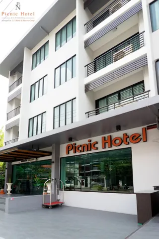 Picnic Hotel Bangkok