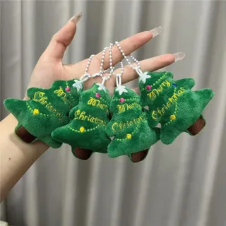 JOYNCLEON จี้ตุ๊กตาต้นคริสต์มาสน่ารักที่มีดีไซน์ สุขสันต์วันคริสต์มาส แบบปักเหมาะสำหรับกระเป๋าเสื้อผ้าและของตกแต่งวันหยุด