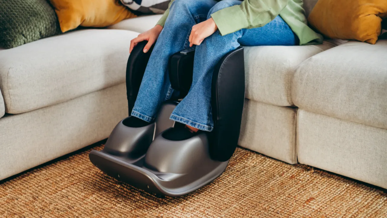 10 เครื่องนวดเท้าไฟฟ้า ยี่ห้อไหนดี 2025 นวดผ่อนคลายเท้า ง่ายๆ ที่บ้าน