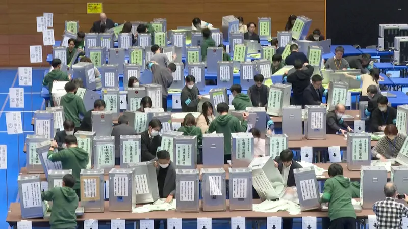 จากบัตรเลือกตั้งนับล้านใบ สู่คะแนนที่โปร่งใสและแม่นยำ สำรวจการทำงานของ กกต. ญี่ปุ่น จัดการนับคะแนนเสียงอย่างไร ให้ตรงตามเจตนารมณ์ผู้ลงคะแนน