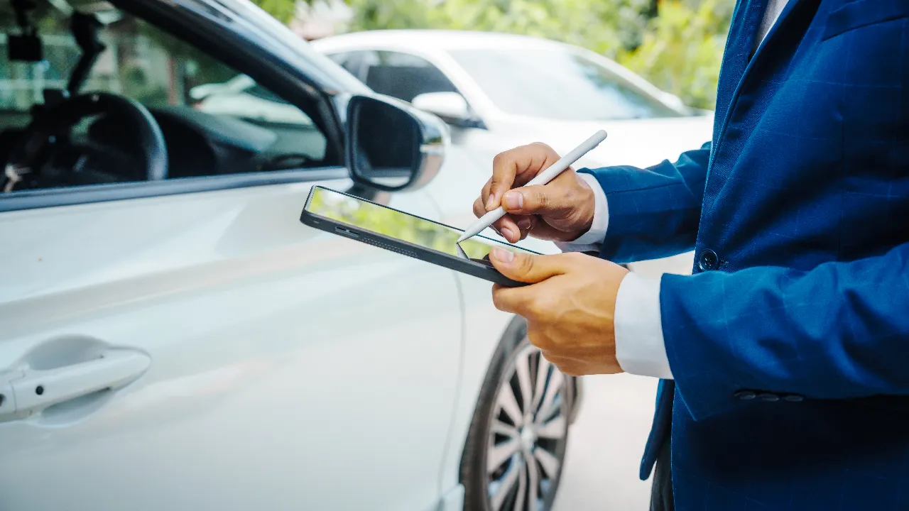 เวนคืนกรมธรรม์ประกันภัยรถยนต์ ได้เงินคืนเท่าไหร่ มีประกันรถควรรู้