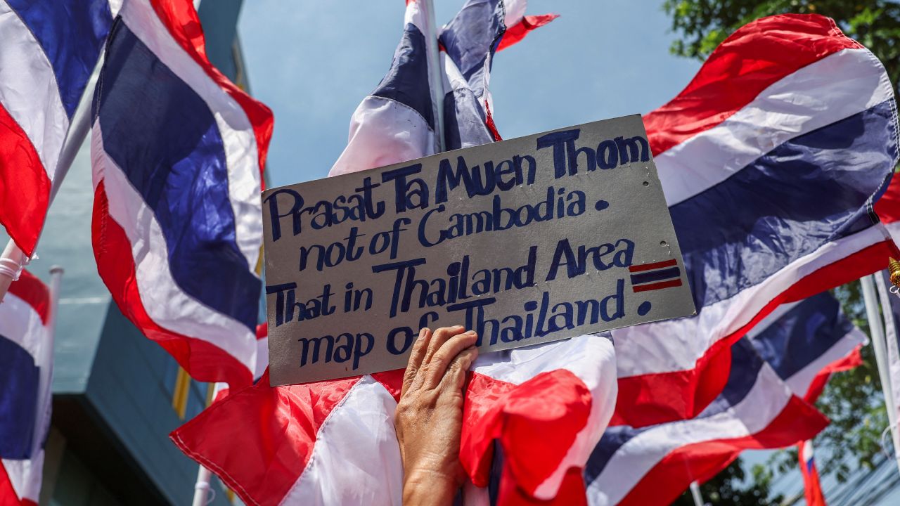 สมรภูมิข่าวสารใต้ร่ม Hybrid Warfare  การโจมตีอันไร้ซึ่งความรุนแรง แต่ส่งผลต่อการเมืองและอารมณ์สังคมกว่าที่คิด