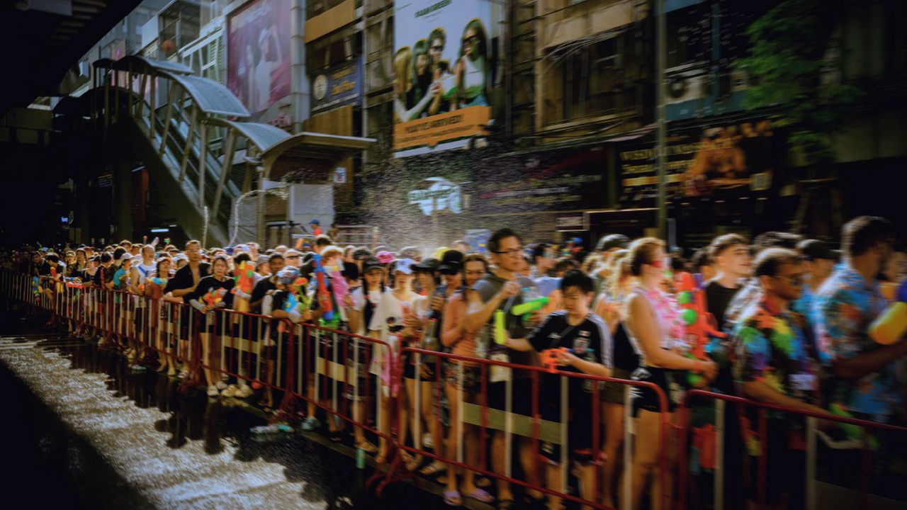 ในวันที่โด่งดังไปไกล สงกรานต์ไทยยังต้องแก้อะไรอีกบ้าง? พร้อมแค่ไหนกับการเปลี่ยนผ่านเทศกาลระดับชาติให้เป็น Water Festival ระดับโลก