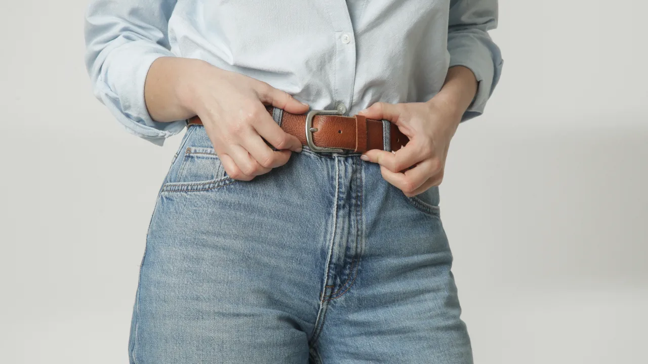 10 เข็มขัดผู้หญิง แบรนด์ไหนดี 2025 ราคาไม่แพง ดีไซน์สวย ใส่ได้ทุกวัน