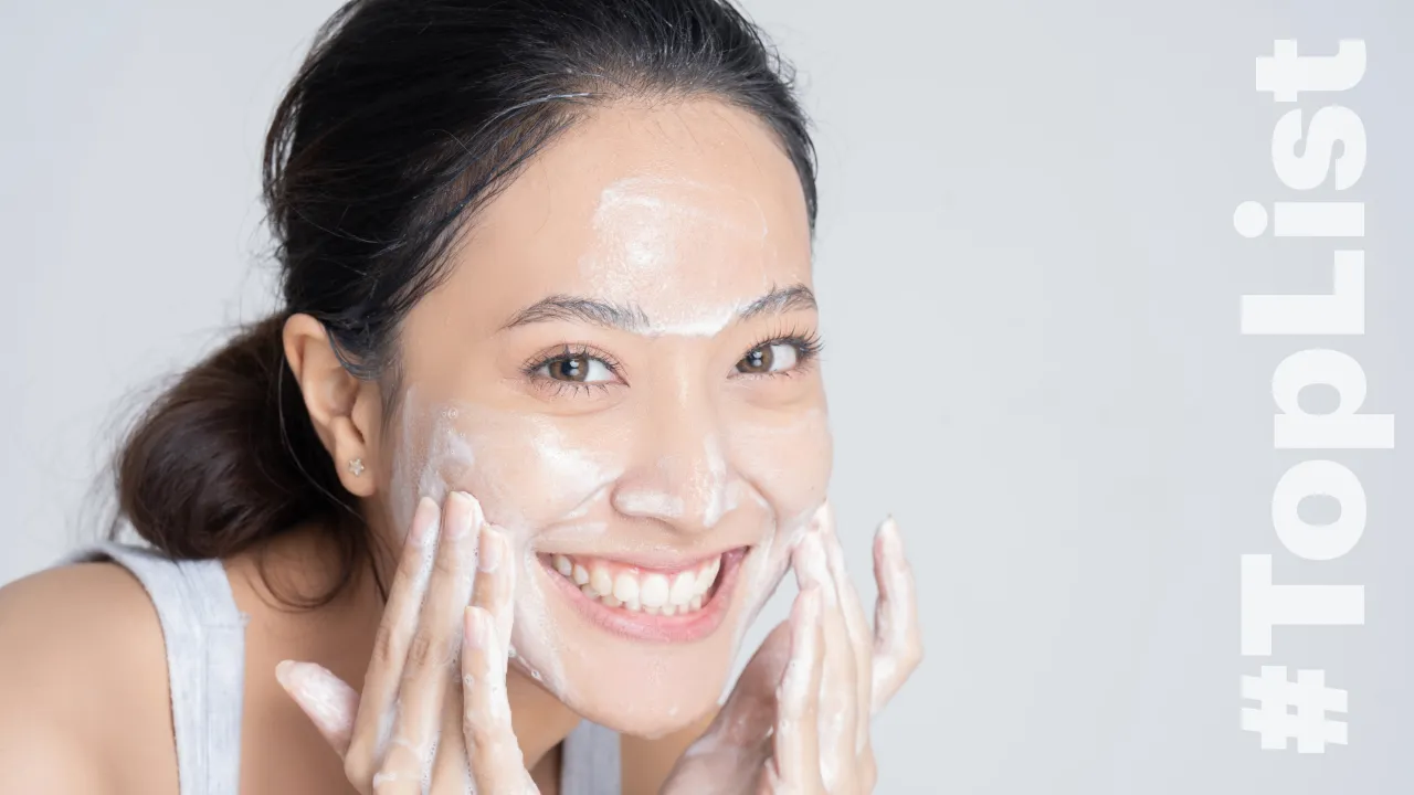 10 โฟมล้างหน้าลดสิว ยี่ห้อไหนดี 2026 อ่อนโยน คุมมัน ไม่ทำให้ผิวอุดตัน