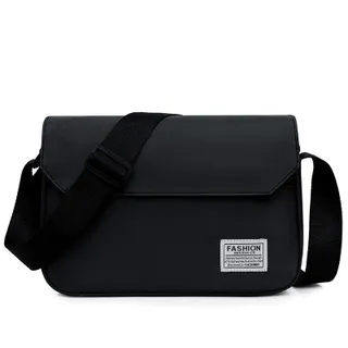 FXSAXUNN 【การจัดส่งสินค้า 2-3 วัน】กระเป๋าสะพายไหล่แบบสบาย ๆ สีทึบ กระเป๋าสะพายไหล่แบบคลาสสิก Oxford Fabric กระเป๋าเป้สะพายหลังความจุขนาดใหญ่