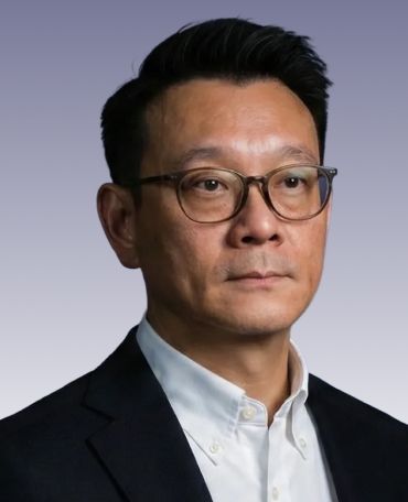 วีระยุทธ กาญจน์ชูฉัตร