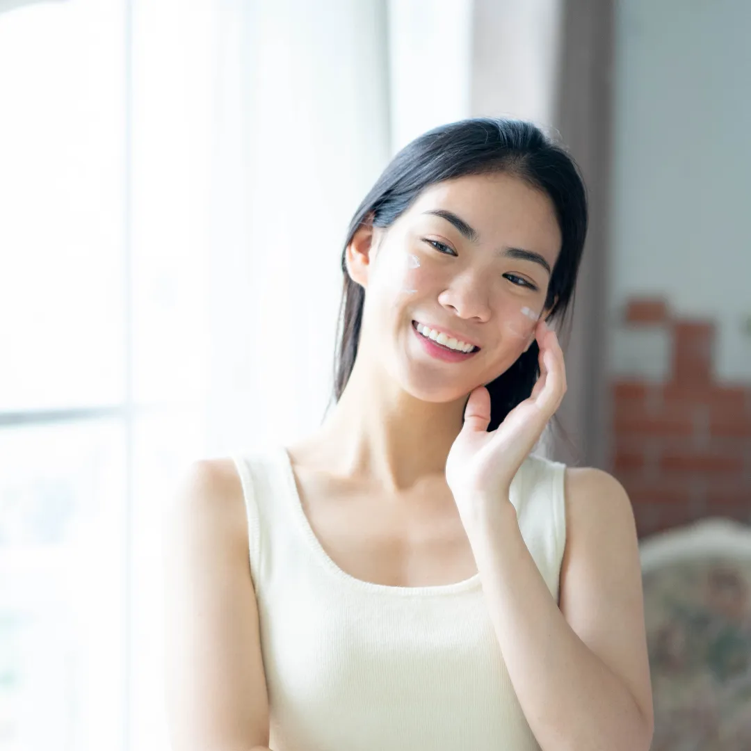 12 ครีมกันแดดทาหน้า ยี่ห้อไหนดี 2026 บางเบา เกลี่ยง่าย ไม่อุดตัน