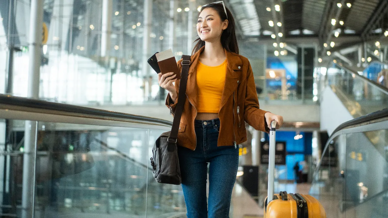 รวมโปร Mid Month Sale 3.15 ส่วนลด Klook-Traveloka เที่ยวฟินกลางเดือน เตรียมรับสงกรานต์