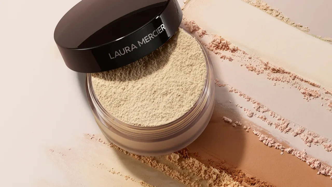 แป้ง LAURA MERCIER รุ่นไหนดี เนื้อแป้งบางเบา ช่วยเซตผิวสวยตลอดวัน