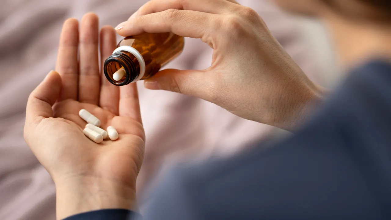 12 วิตามินบีรวม ยี่ห้อไหนดี 2568/2025 อุดมด้วยวิตามินบีหลายชนิด