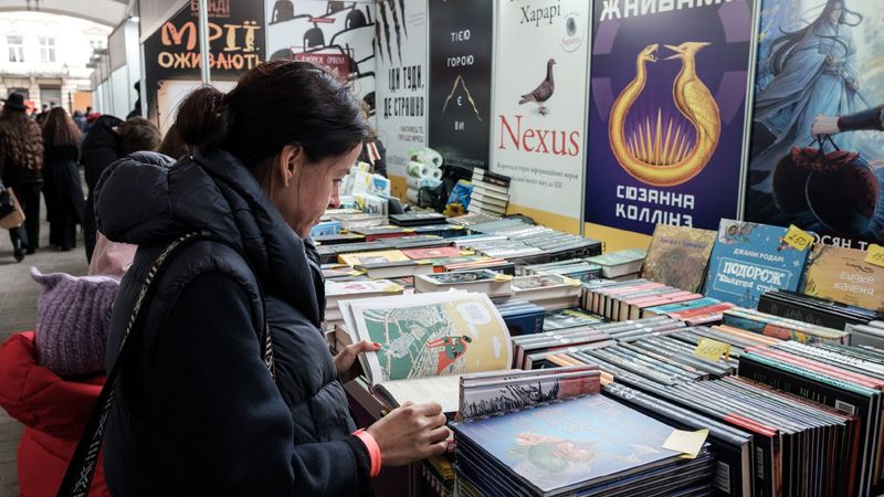 ในยุคที่ทุกอย่างโปรโมตผ่านออนไลน์ #Booktok และ #Bookstagram เปลี่ยนวัฒนธรรมการอ่านไปมากแค่ไหน?