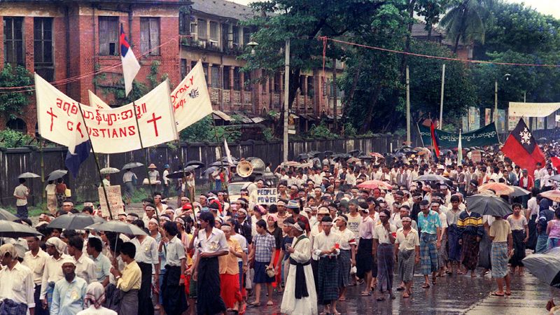 37 ปี การลุกฮือ 8888 การเลือกตั้งพม่า 2025 จะเป็นเพียงพิธีกรรมสืบทอดอำนาจ