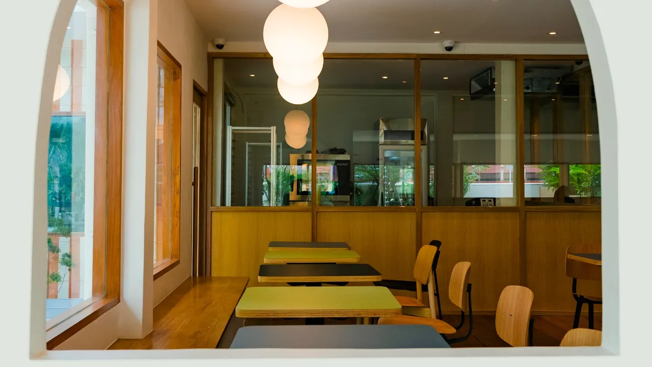 30 คาเฟ่อยุธยา 2023 บรรยากาศดี เครื่องดื่มปัง ถ่ายรูปเช็กอินได้รัวๆ