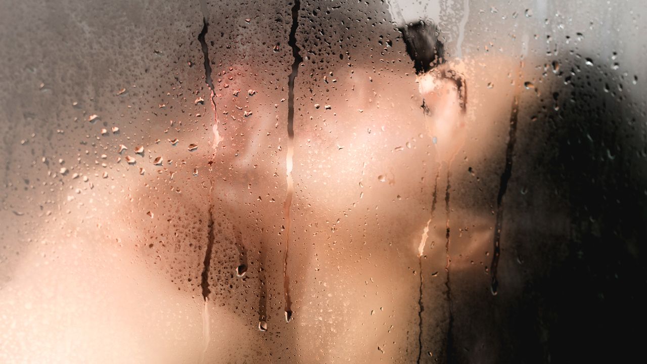 ‘เซ็กซ์ตอนอาบน้ำ’ อีกทางเลือกน่าตื่นเต้น ที่ใช้น้ำกระตุ้นความซาบซ่าน คลายความเครียด ให้ร่างกายและอารมณ์