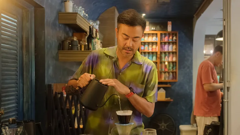 SWERB Specialty มนต์รักกาแฟซิ่งย่านสาทร กับการชูความเป็น ‘New Media’ ด้วยเฮ้าส์เบลนด์ที่ไม่จำเจ