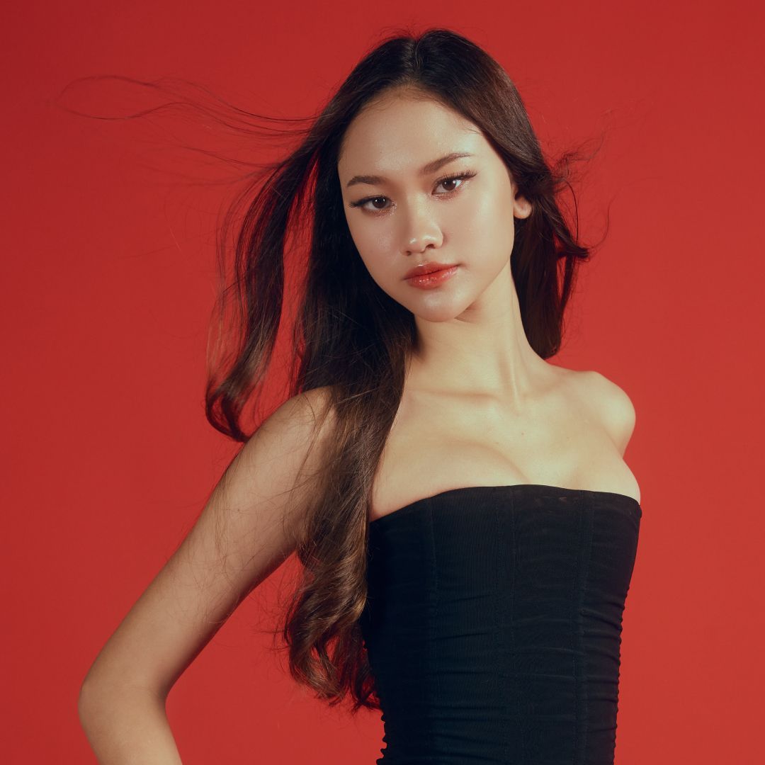 MIRROR50 : My age doesn't define my limit! ‘บีบี บียังคา’ แชมป์ The Face Thailand SS6 ผู้อยากเป็นแรงบันดาลใจให้เด็กรุ่นใหม่กล้าทำตามความฝันและมั่นใจในตัวเอง โดยไม่ต้องกลัวคำตัดสินของคนอื่น