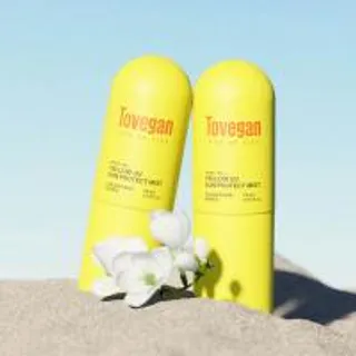 ทูวีแกนสเปรย์กันแดดรุ่นยูวีซันโพรเท็คเอสพีเอฟ50พีเอ 60มล. Tovegan Color Food series Yellow UV Sun Protect Mist SPF50 PA 60ml. (8809537880251)