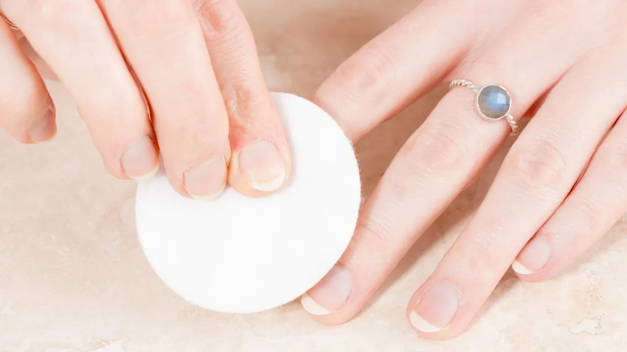 10 ร้านเล็บปลอมสำเร็จรูป ติดง่าย ถอดง่าย ไม่ง้อร้าน