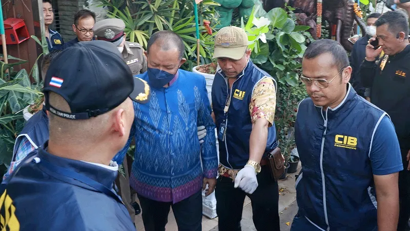 สารพัดเรื่องเล่าจากหลายมุม กรณีศรีสุวรรณตบทรัพย์อธิบดีกรมการข้าว การเด็ดปีกนักร้องจะสะเทือนถึงดวงดาวจริงหรือ?