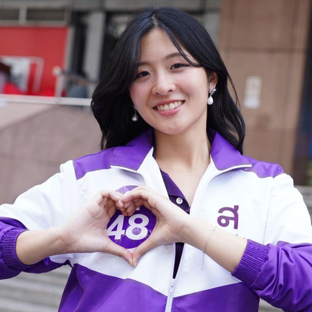 กรรมการบริหารพรรคไทยสร้างไทยเผย
“ทางผู้เสียหายตัดสินใจดำเนินคดีกับดาราดัง” ประเดิม พรบ.คุกคามทางเพศ ที่เพิ่งบังคับใช้ วันนี้เป็นวันแรก! (30 ธ.ค. 2568)