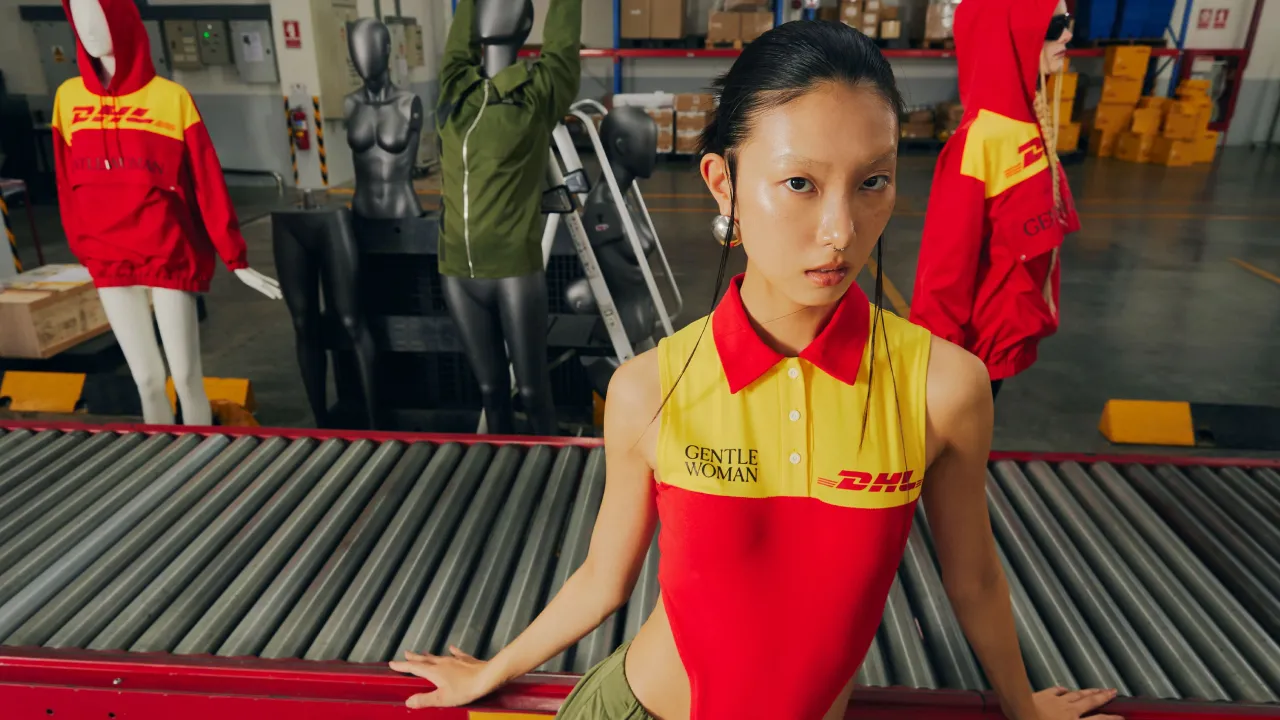 GENTLEWOMAN จับมือ DHL เปิดตัวคอลเลกชั่นใหม่  แรงบันดาลใจจากพนักงานคูเรียร์ของดีเอชแอล ให้กล้าแสดงความเป็นตัวเองพร้อมผลักดันพลังแห่งแฟชั่นให้กับทุกเพศ
