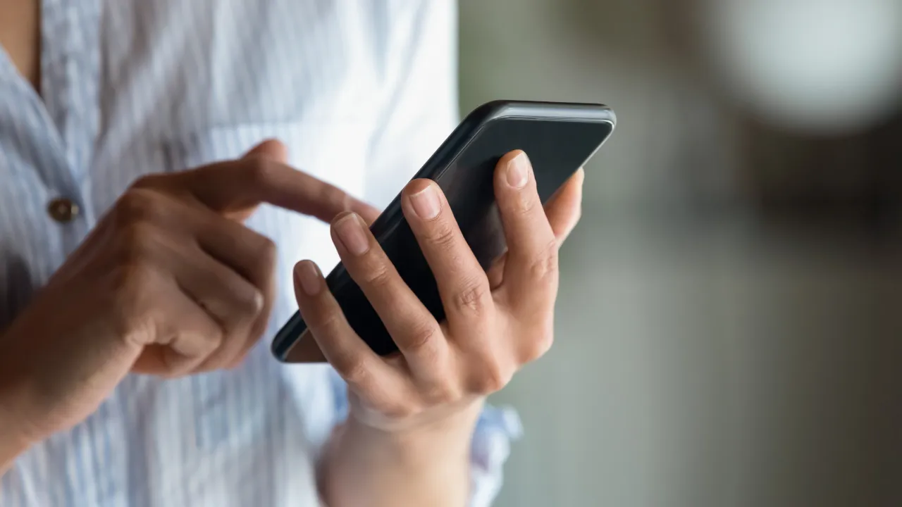 แนะนำ 10 มือถือราคาไม่เกิน 5000 บาท รุ่นไหนดี 2024 สเปกน่าใช้ ราคาประหยัด