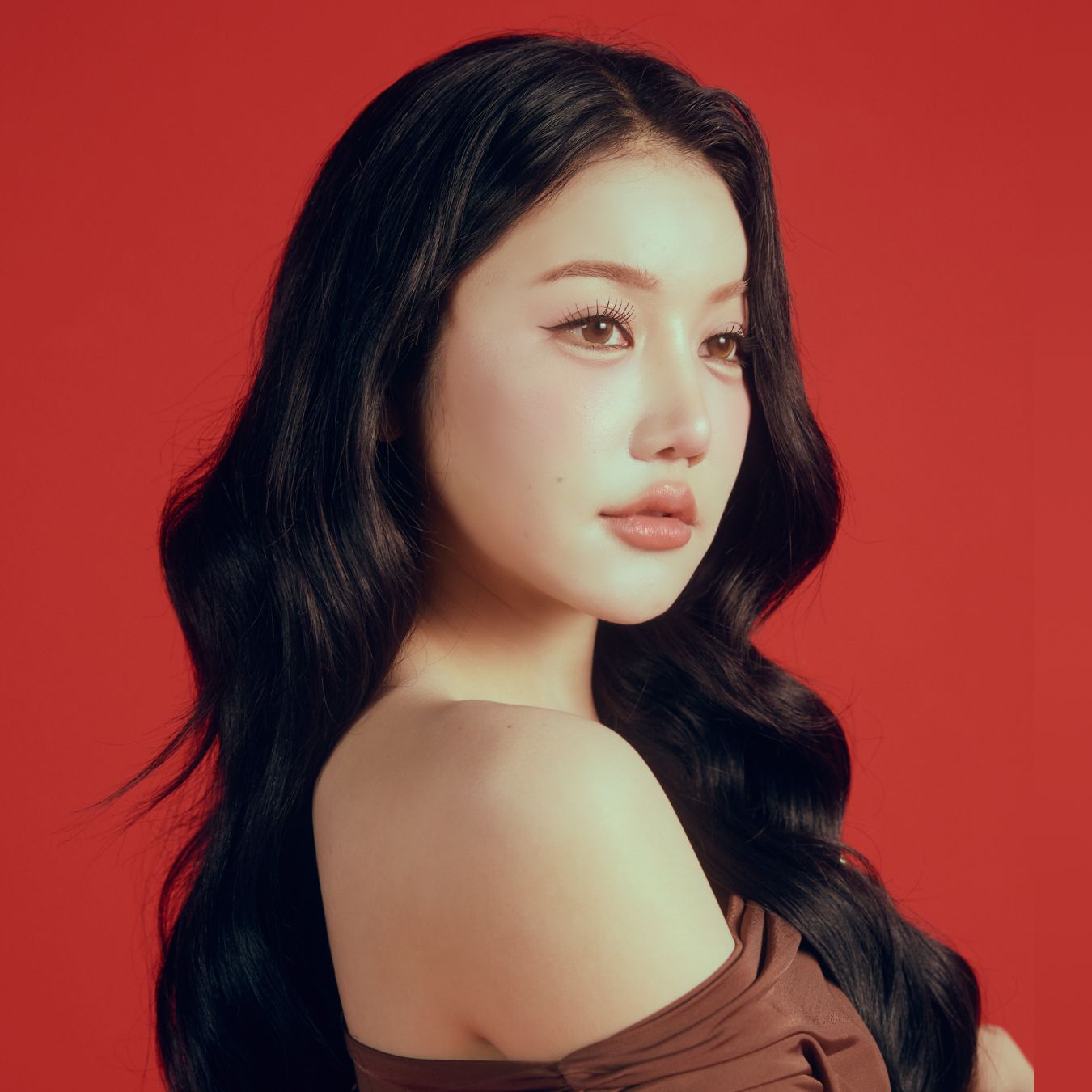 MIRROR50 : ‘BENZKHAOKHWAN’ ตัวแม่สุดฮอตแห่งวงการ T-POP ที่เคยออดิชันไม่ผ่าน จึงเปิดค่ายของตัวเอง ‘QWIN LABEL’ เพื่อทำตามฝัน พร้อมยืนหยัดว่า การแต่งตัวเซ็กซี่ไม่ใช่เรื่องผิด และคนอื่นก็ไม่มีสิทธิ์มาคุกคาม