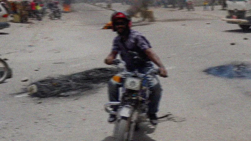 เสียงสะท้อนคนต่างแดน เจอวิกฤตน้ำมันเหมือนกันหรือไม่? ชวนคนต่างแดนคุยว่า ในวันที่คนไทยหวั่นพลังงานหมด และบางปั๊มไม่มีน้ำมันให้เติม ชีวิตประจำวันในอีกซีกโลกเป็นอย่างไร