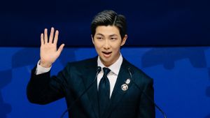 RM หัวหน้าวง BTS  สร้างประวัติศาสตร์ศิลปินเคป๊อปคนแรก ขึ้นพูดในงาน APEC CEO Summit 2025
