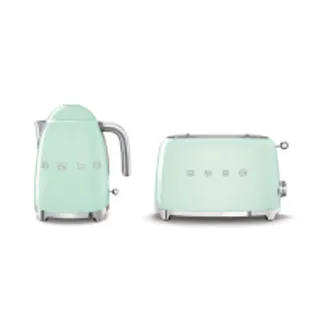 SMEG เครื่องปิ้งขนมปัง และ กาต้มน้ำ สีเขียว 1.7 ลิตร (MKP1368138)