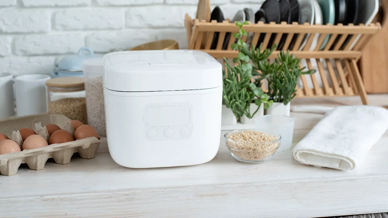 รวมโปรโมชัน หม้อหุงข้าว ราคาถูก เดือนกันยายน 2567