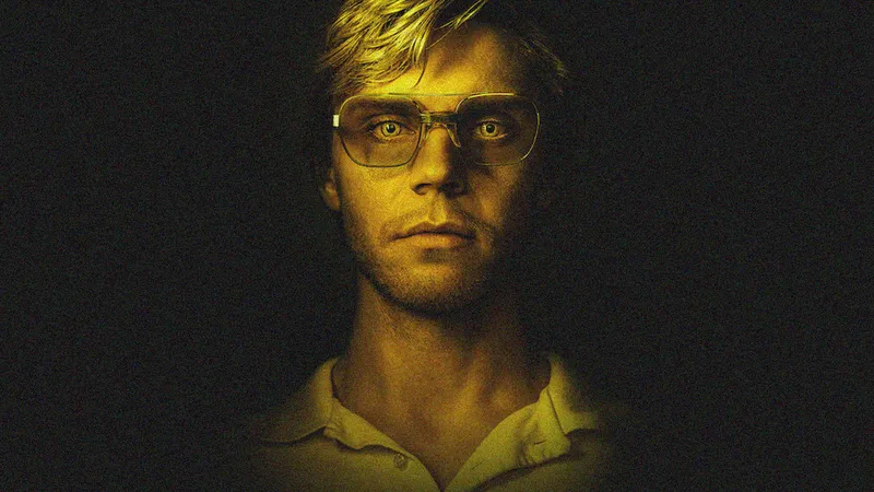 3 รายนามที่ทำให้ Monster: The Jeffrey Dahmer Story ทั้งอื้อฉาว ร้าวราน และชวนจิตตก กับเรื่องเล่าของ ‘ฆาตกรต่อเนื่อง’ ผู้สังหารคนชายขอบ