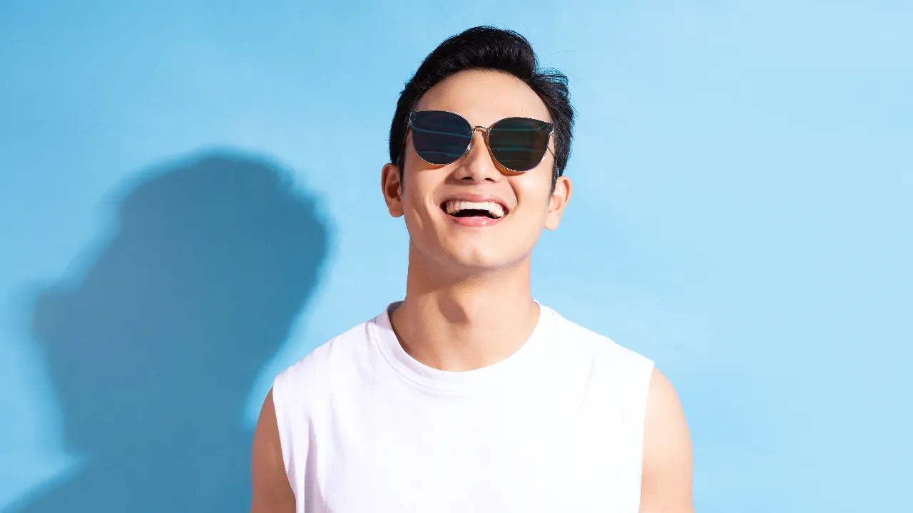 10 แว่นกันแดดผู้ชาย ยี่ห้อไหนดี กันแสง UV ได้ ดีไซน์เท่